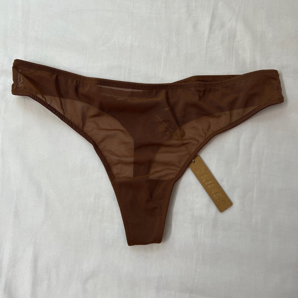 SKIMS Underwear M - Mesh Thong Brown